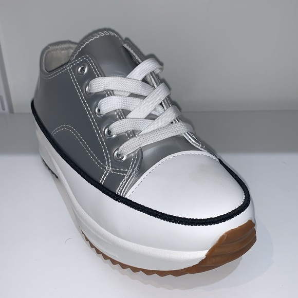 SILVER METALLIC LOW TOP SNEAKERS - Picture 3 of 5